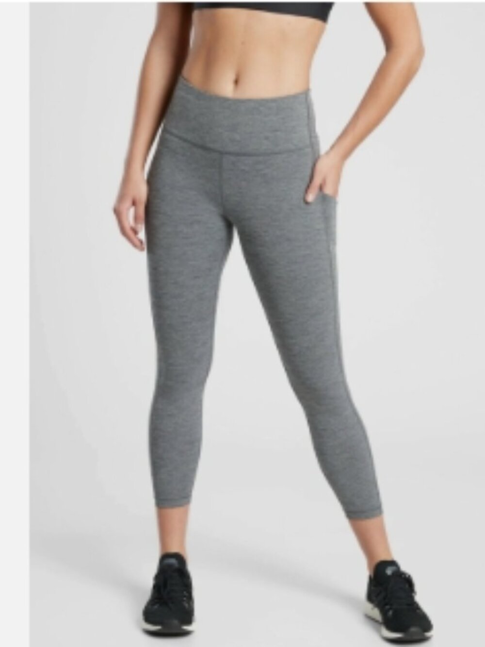 Like New! ATHLETA Ultimate Stash Pocket 7/8 Tight in Heather Gray in Size S